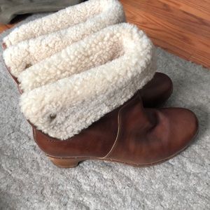 Ugh Warm leather clog boots size 10